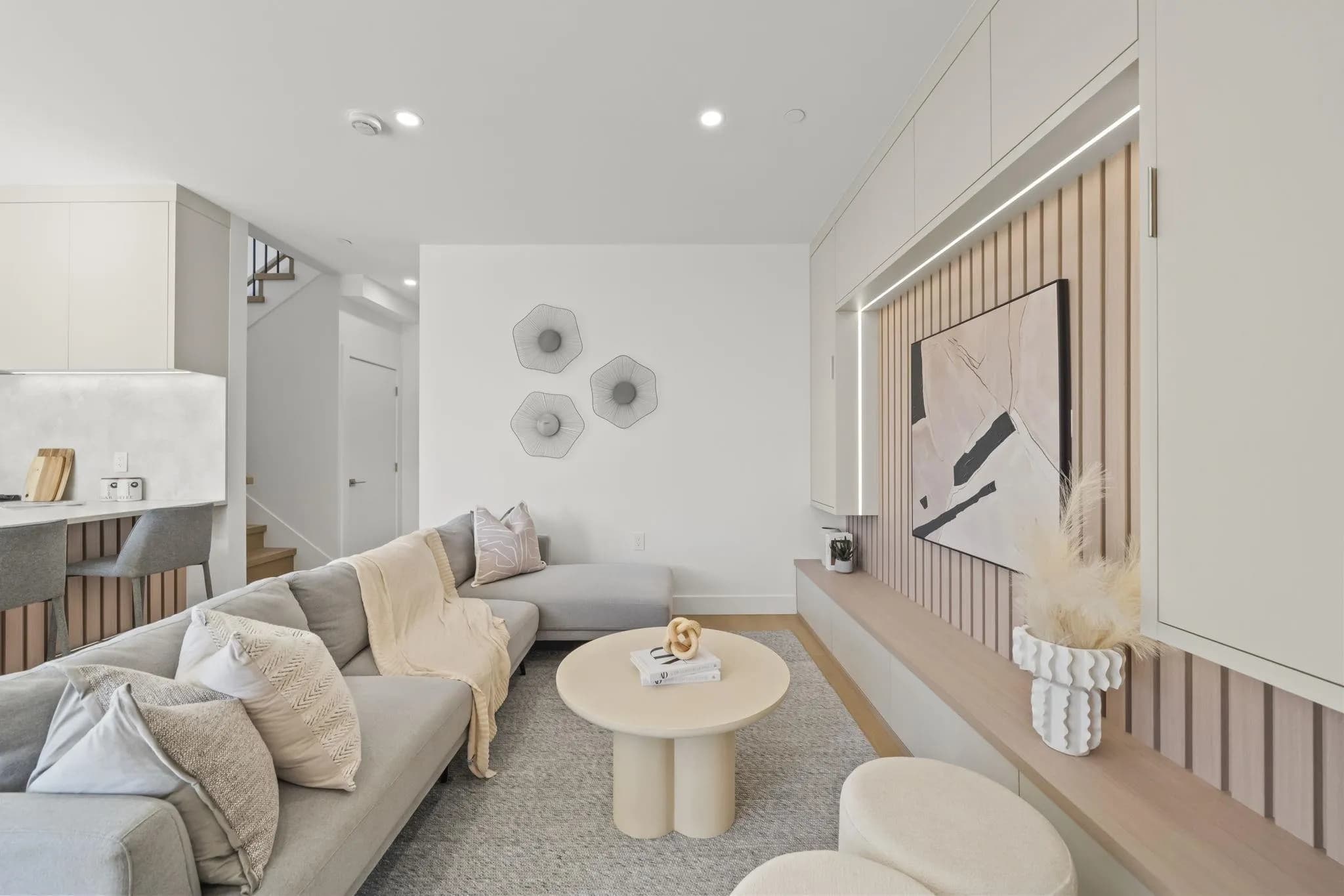 1 3623 Triumph Street, Vancouver, BC V5K 1V4 — image 5